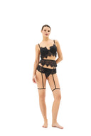 set lenjerie dantelă eyelash neagră, bralette dantelă eyelash negru, set lenjerie cu jartieră dantelă, lenjerie harness coapse negru, set lenjerie 3 piese dantelă neagră, centură jartieră dantelă eyelash, lenjerie avangardistă neagră, set lenjerie premium ocazii speciale, cadou lenjerie dantelă lux, bralette jartieră harness set negru